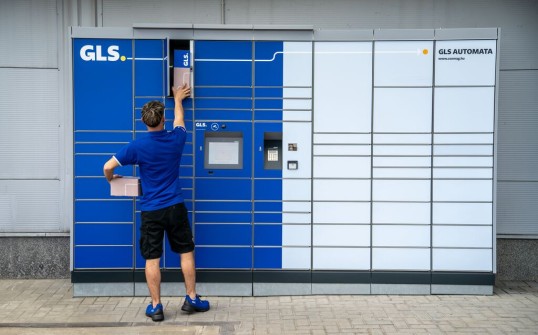El 64% de los españoles ya ha utilizado puntos de conveniencia o taquillas inteligentes para recoger sus pedidos online